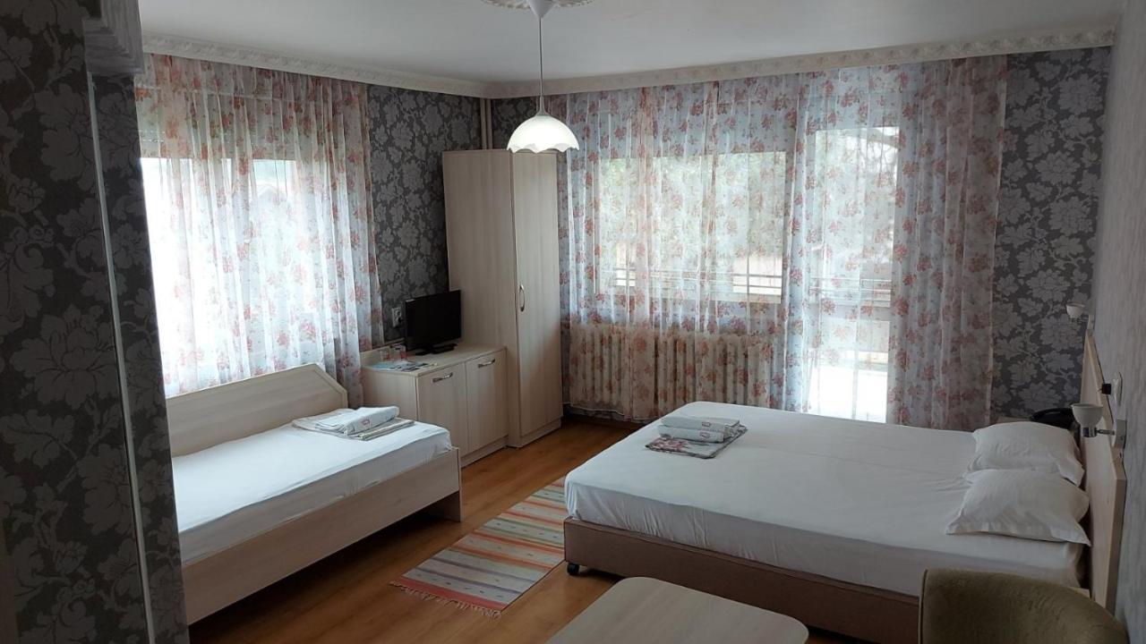 Family Hotel Emaly 1 Bankya Dış mekan fotoğraf