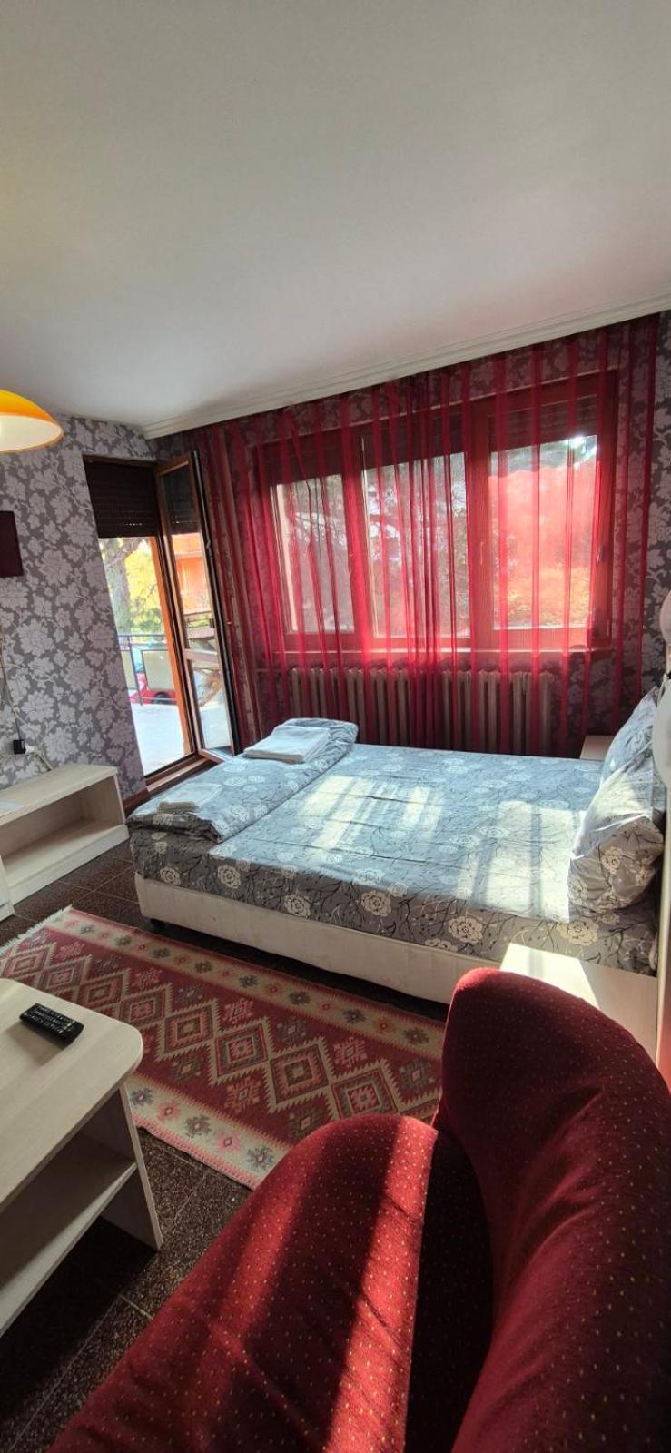 Family Hotel Emaly 1 Bankya Dış mekan fotoğraf