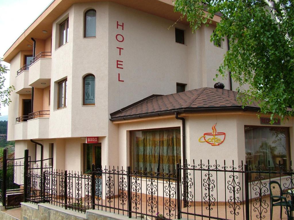 Family Hotel Emaly 1 Bankya Dış mekan fotoğraf